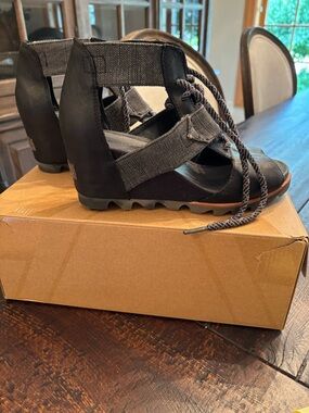 Sorel Women’s Black Lace-Up Wedge Sandals